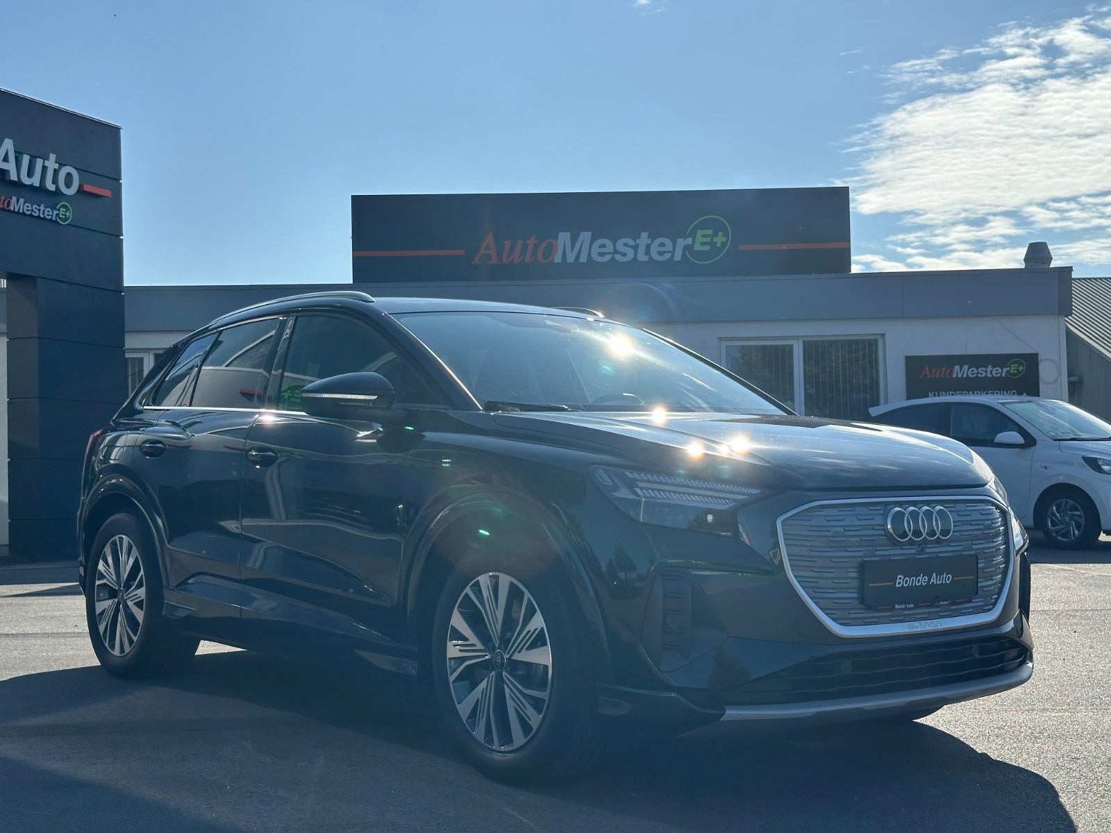 undefined Audi Q4 e-tron fra 2023