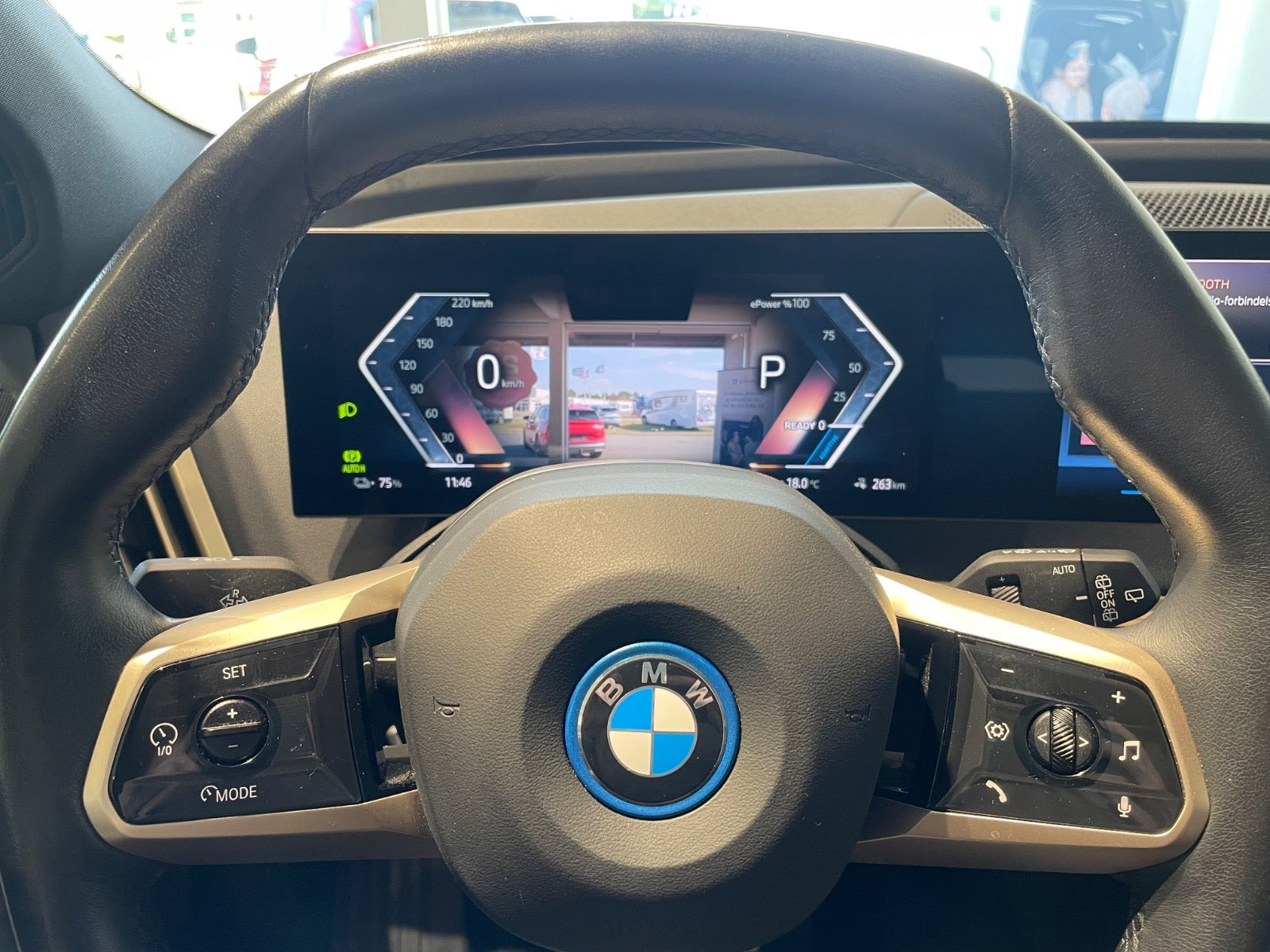 BMW iX xDrive40, 326hp, 2023