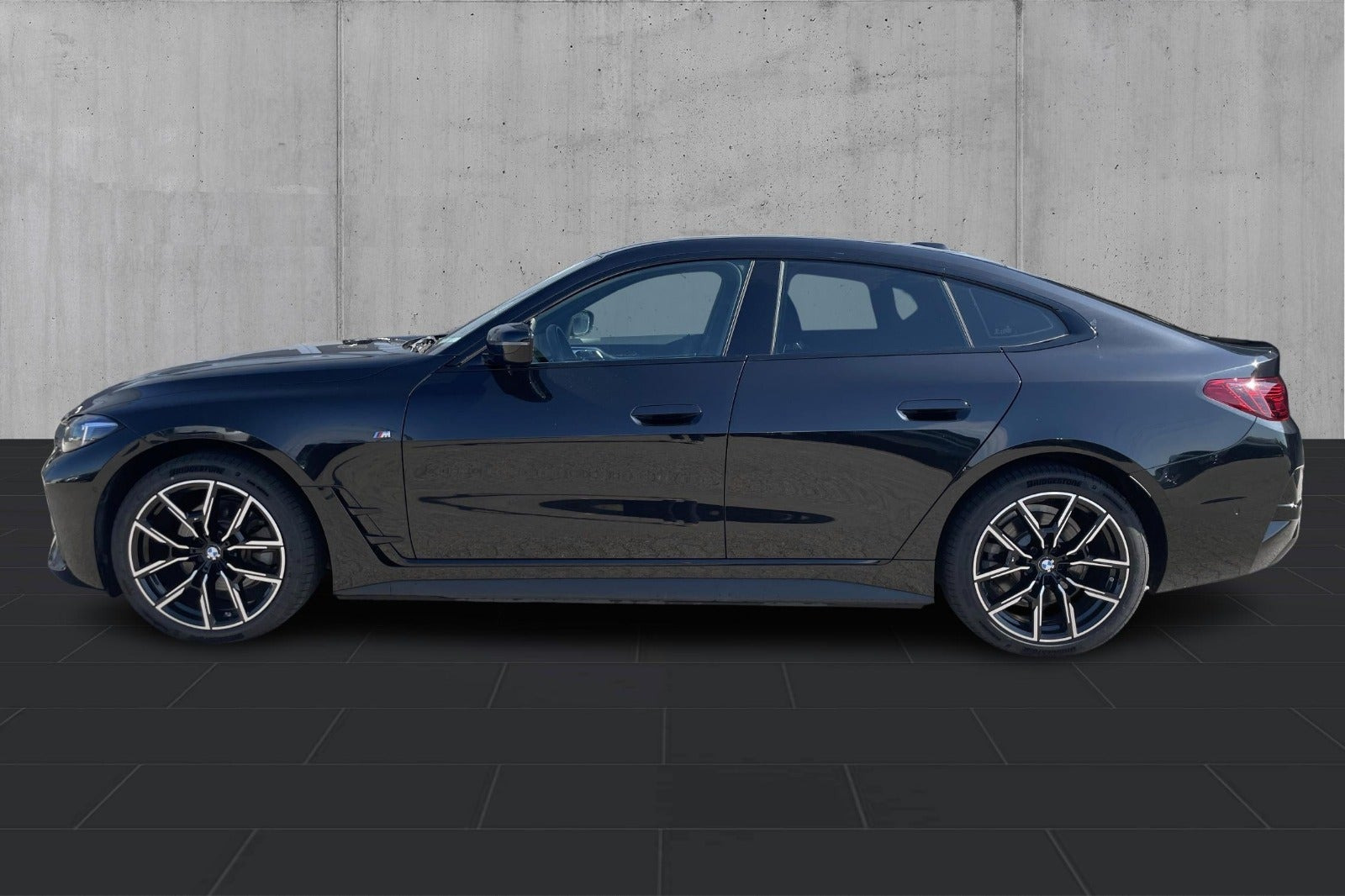 Sort BMW i4 fra 2026