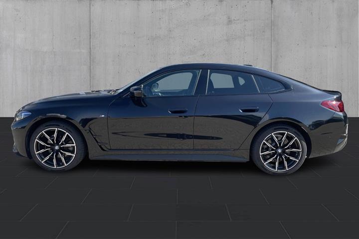 Sort BMW i4 fra 2026