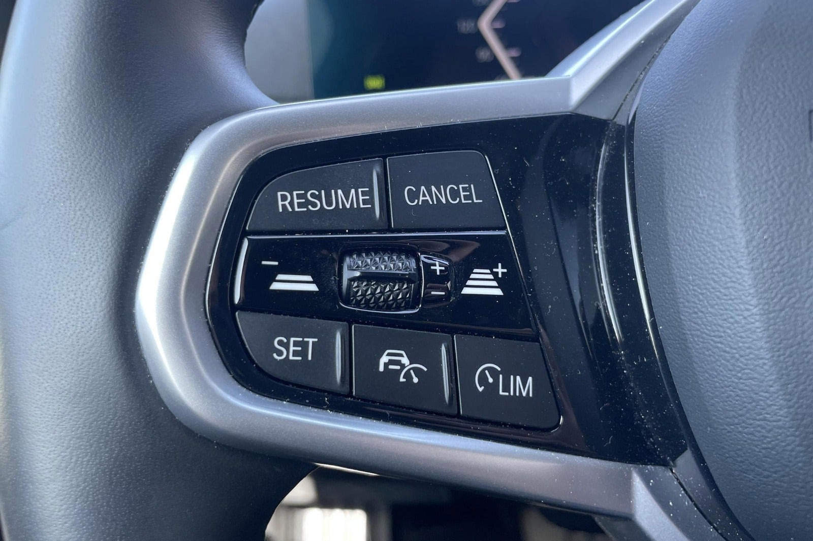 Sort BMW i4 fra 2026