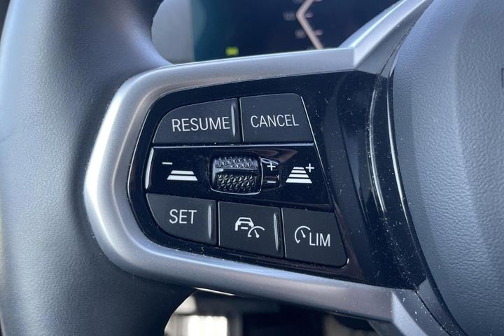 Sort BMW i4 fra 2026