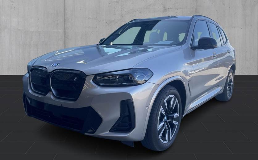 BMW iX3 Charged M-Sport