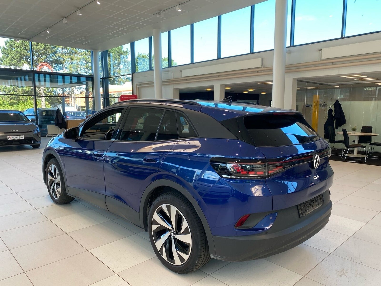 Blå VW ID.4 fra 2024