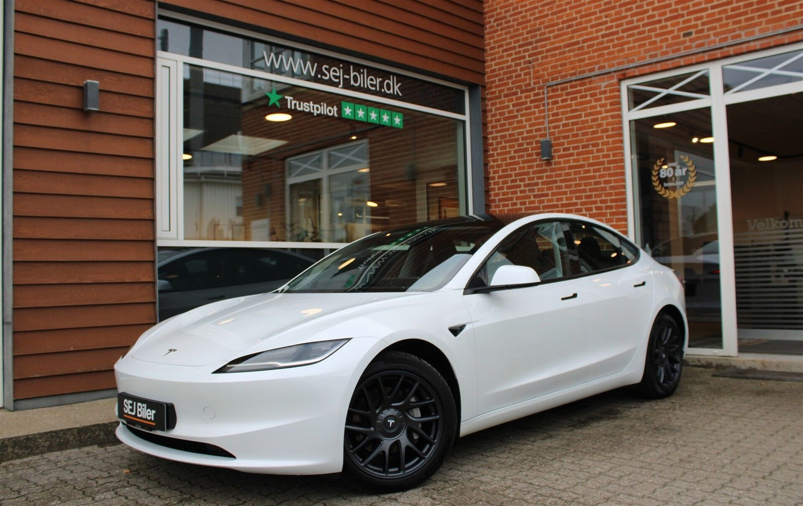 Tesla Model 3 Long Range AWD