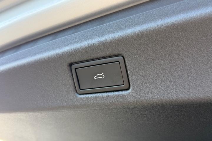 Sølv VW ID.7 fra 2025