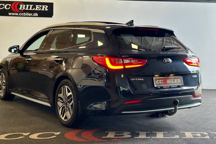 Blå Kia Optima fra 2020