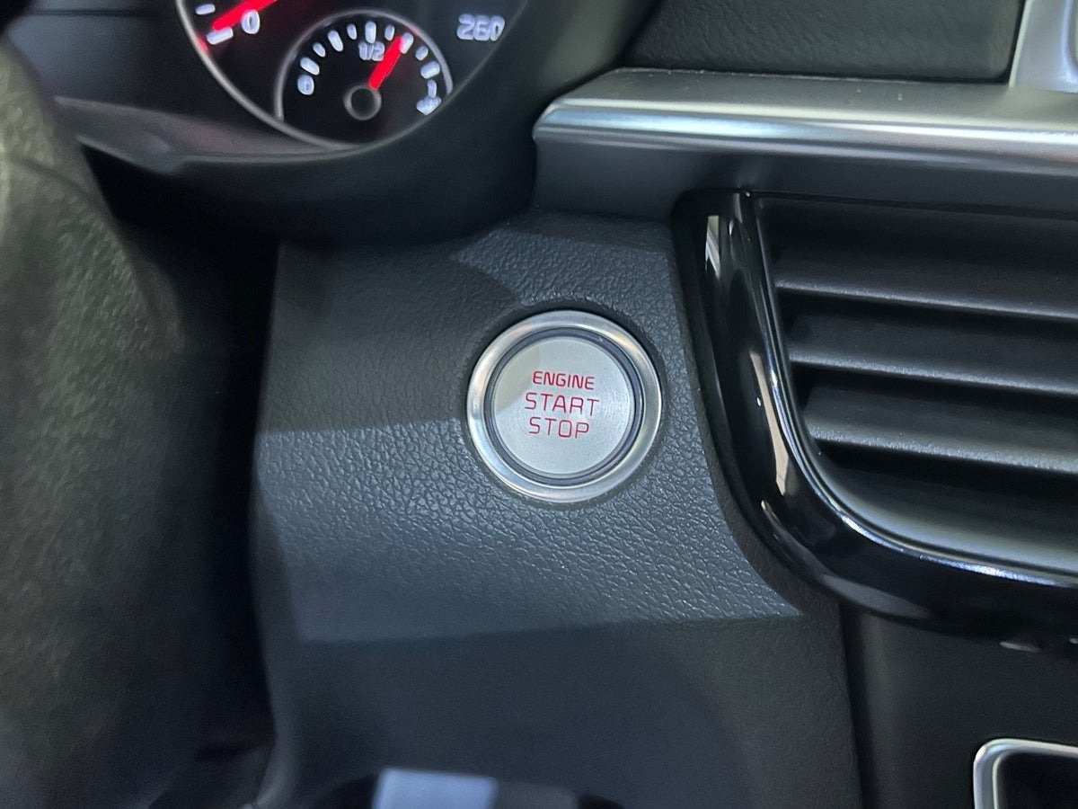 Blå Kia Optima fra 2020