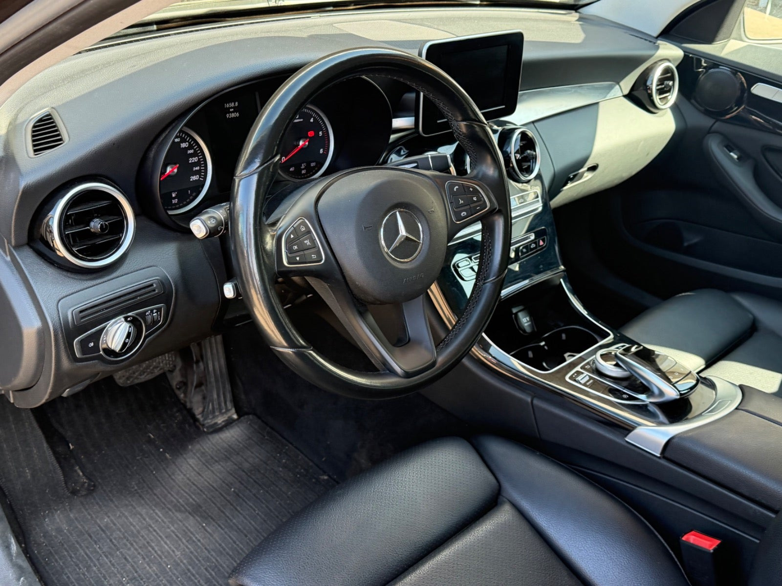 Brun Mercedes C200 d fra 2016