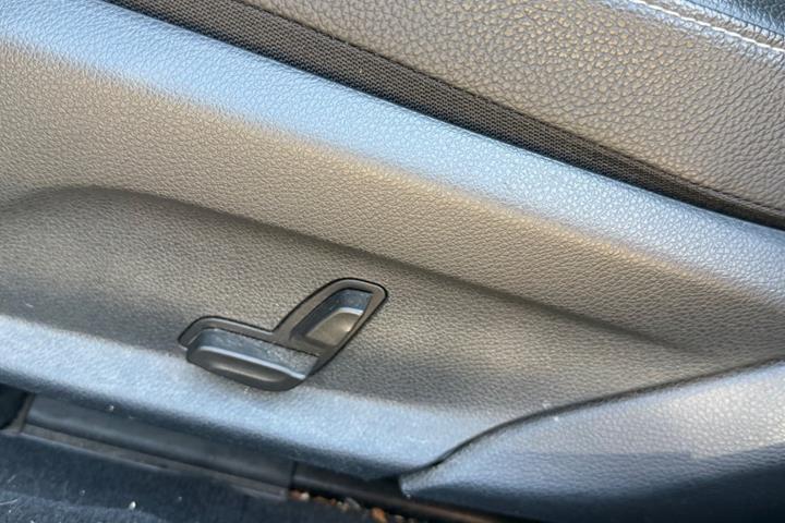 Brun Mercedes C200 d fra 2016