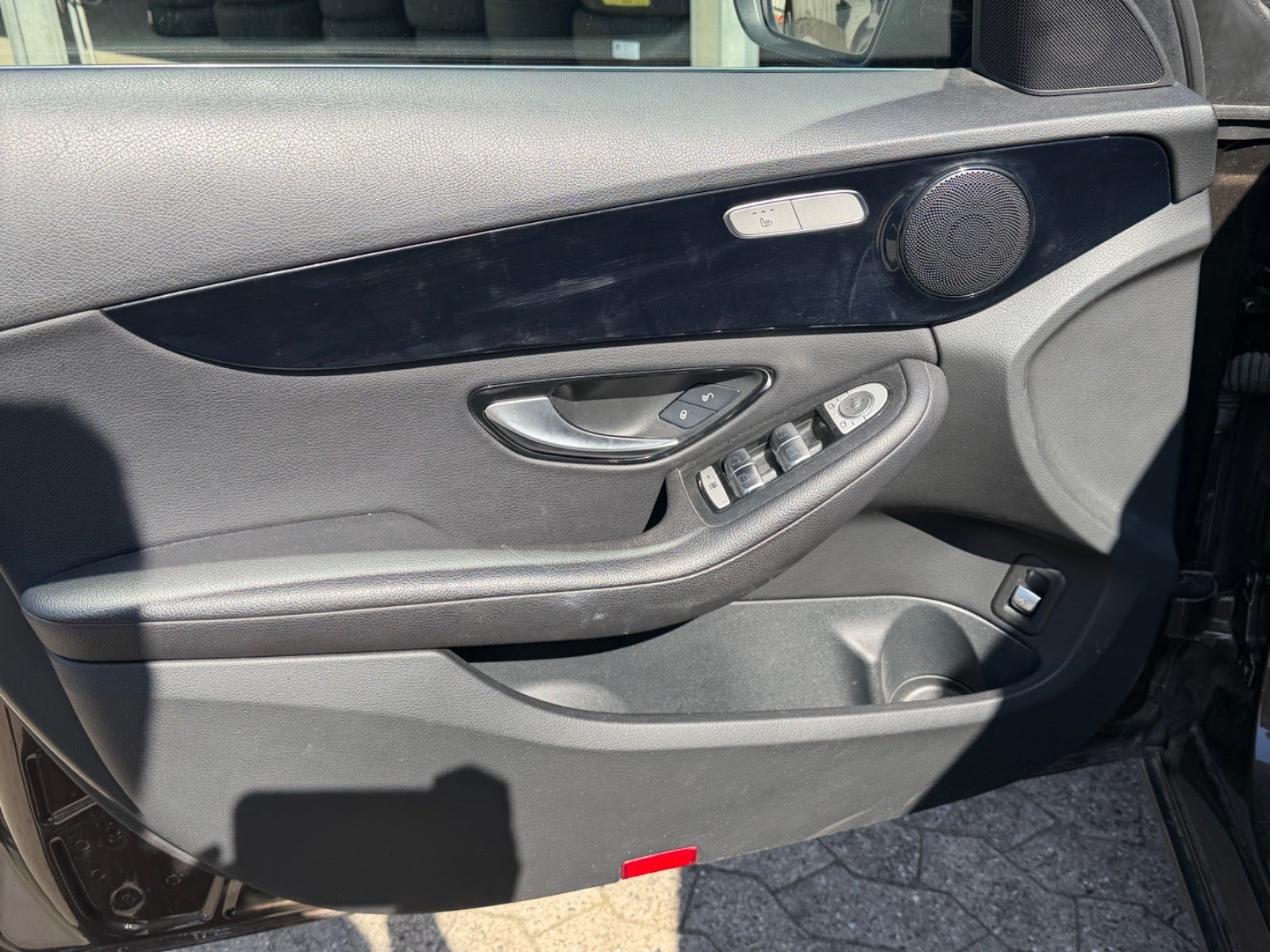 Brun Mercedes C200 d fra 2016