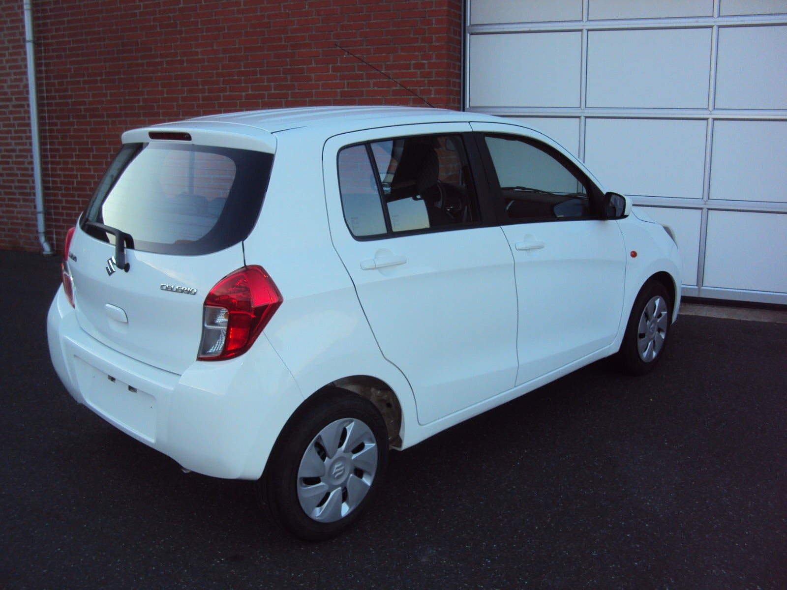 Hvid Suzuki Celerio fra 2020