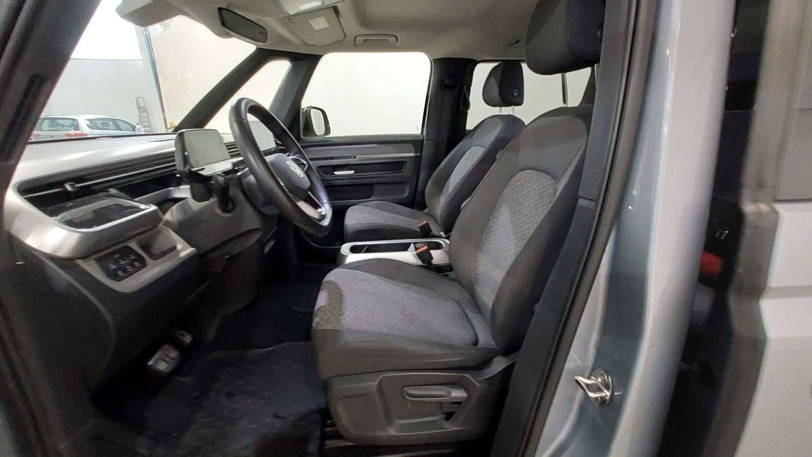 Sølv VW ID.Buzz fra 2024
