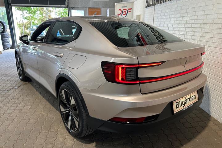 Orange Polestar 2 fra 2023