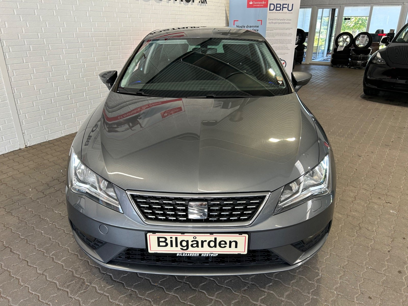 Grå Seat Leon fra 2017
