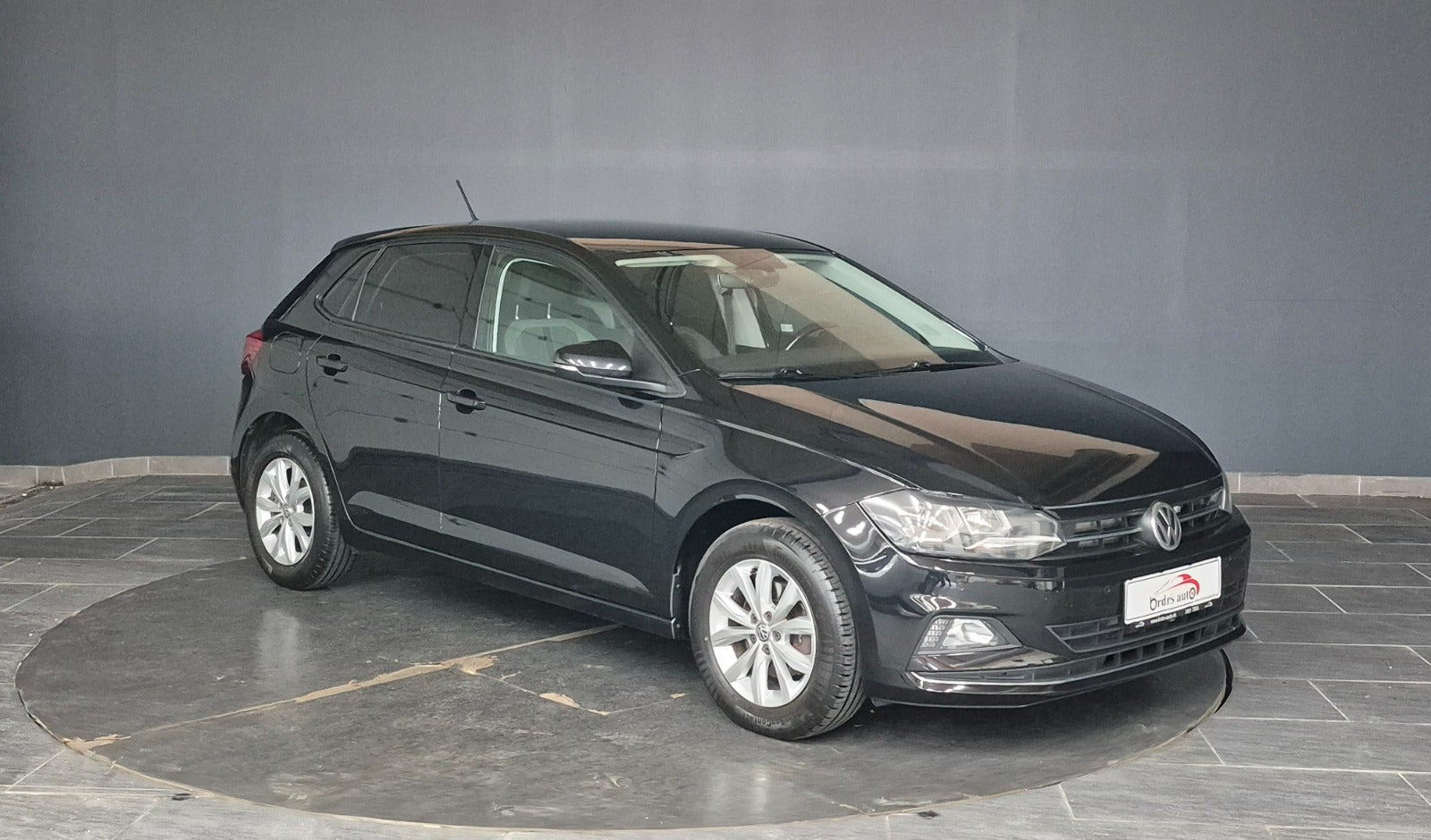 Sort VW Polo fra 2019