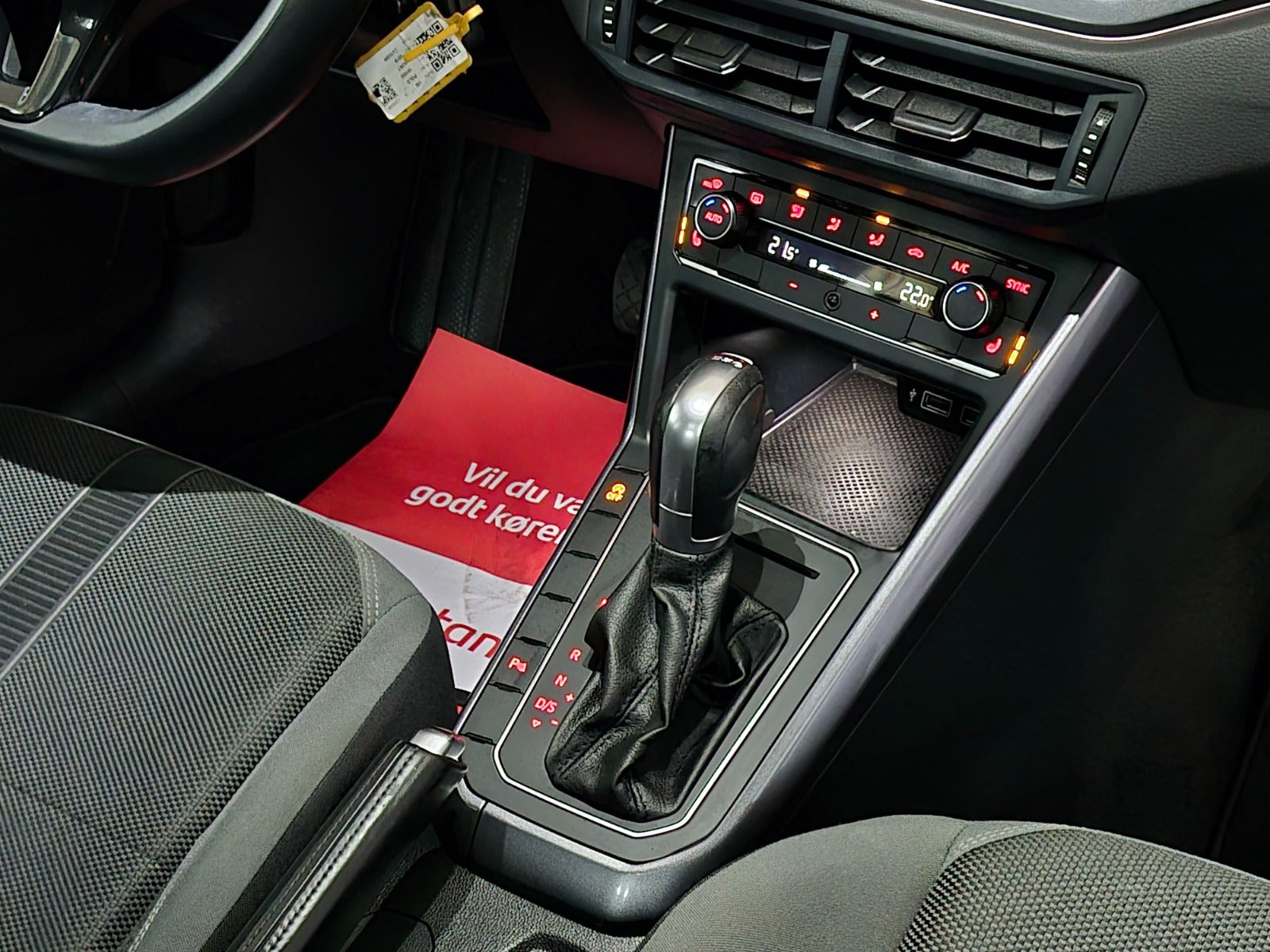 Sort VW Polo fra 2019