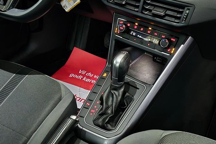 Sort VW Polo fra 2019