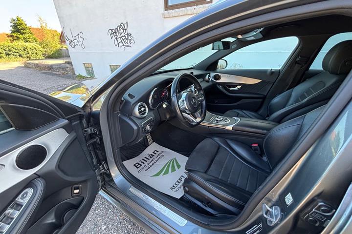 Grå Mercedes C220 d fra 2018