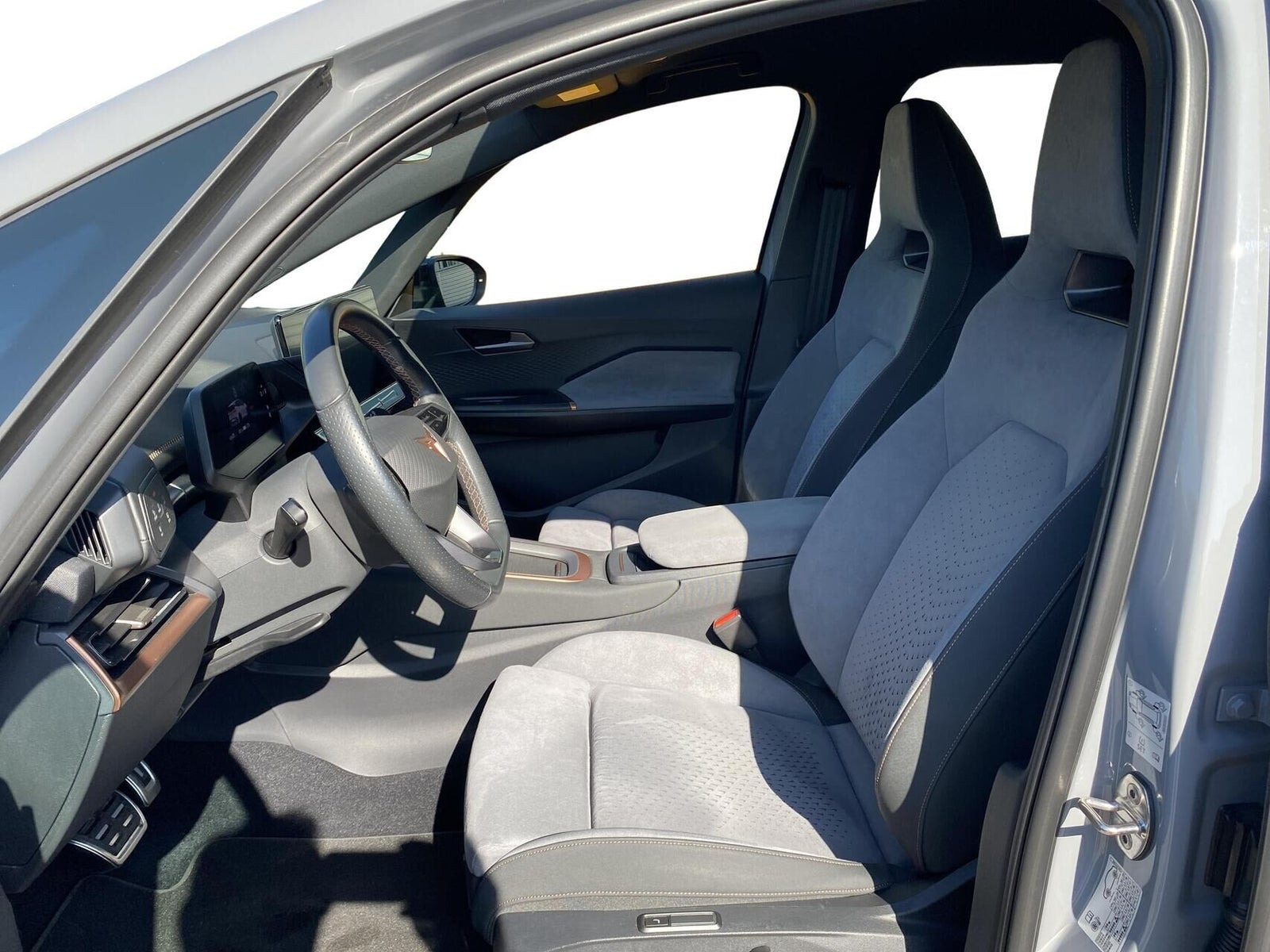 Grå Cupra Born fra 2024