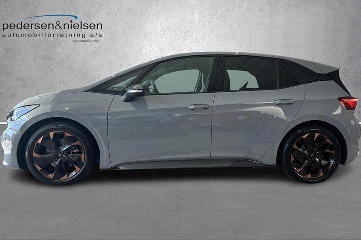Grå Cupra Born fra 2024