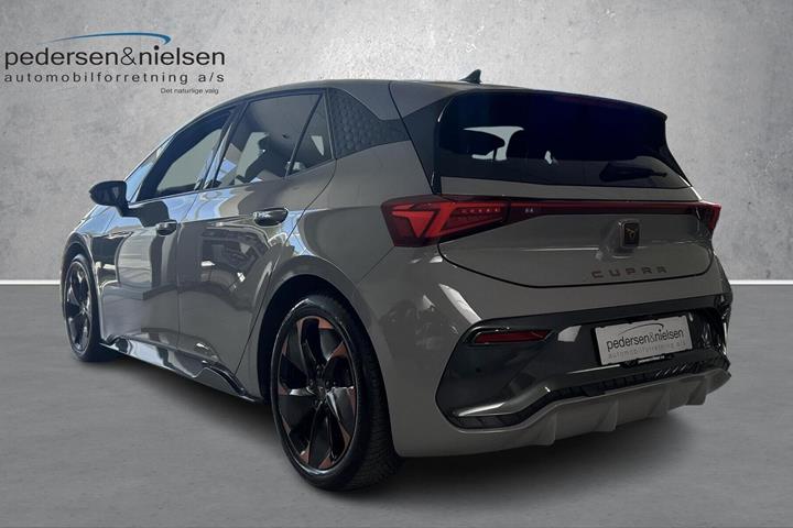 Grå Cupra Born fra 2024