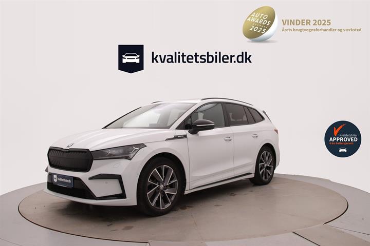 Hvid Skoda Enyaq fra 2022