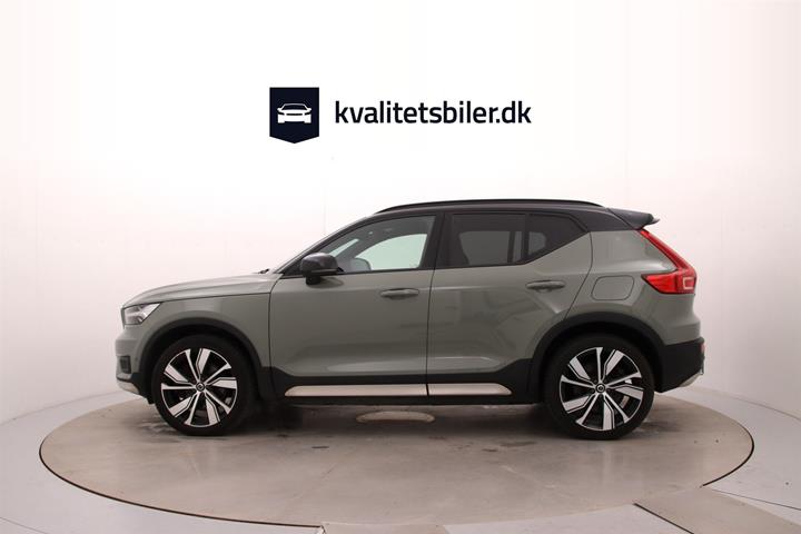 Grøn Volvo XC40 fra 2021