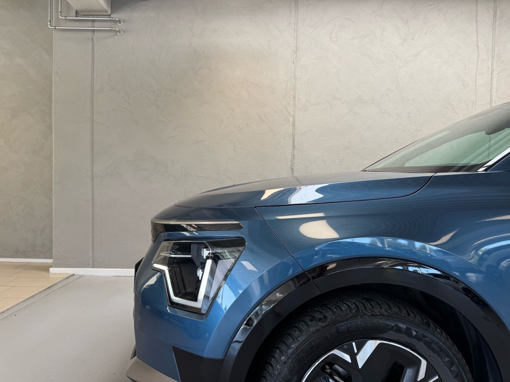 Blå Kia Niro EV fra 2025