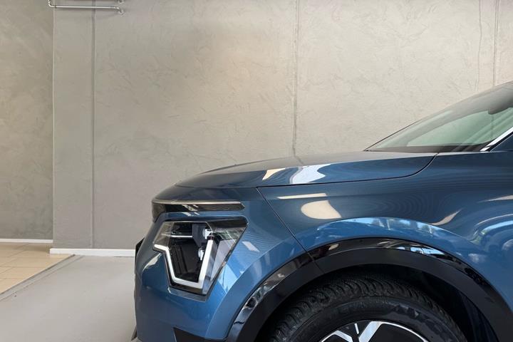 Blå Kia Niro EV fra 2025