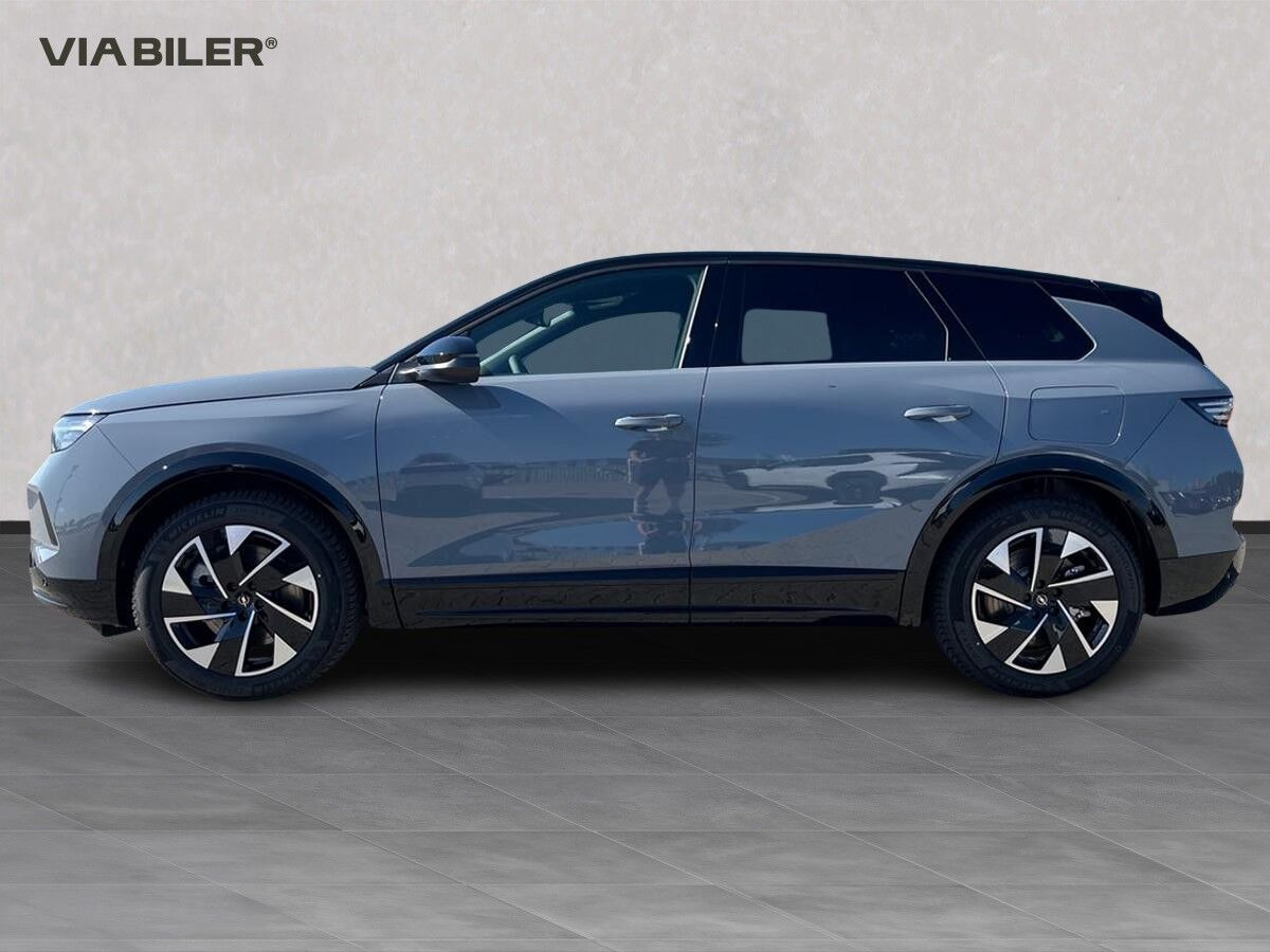 Grå Opel Grandland fra 2026