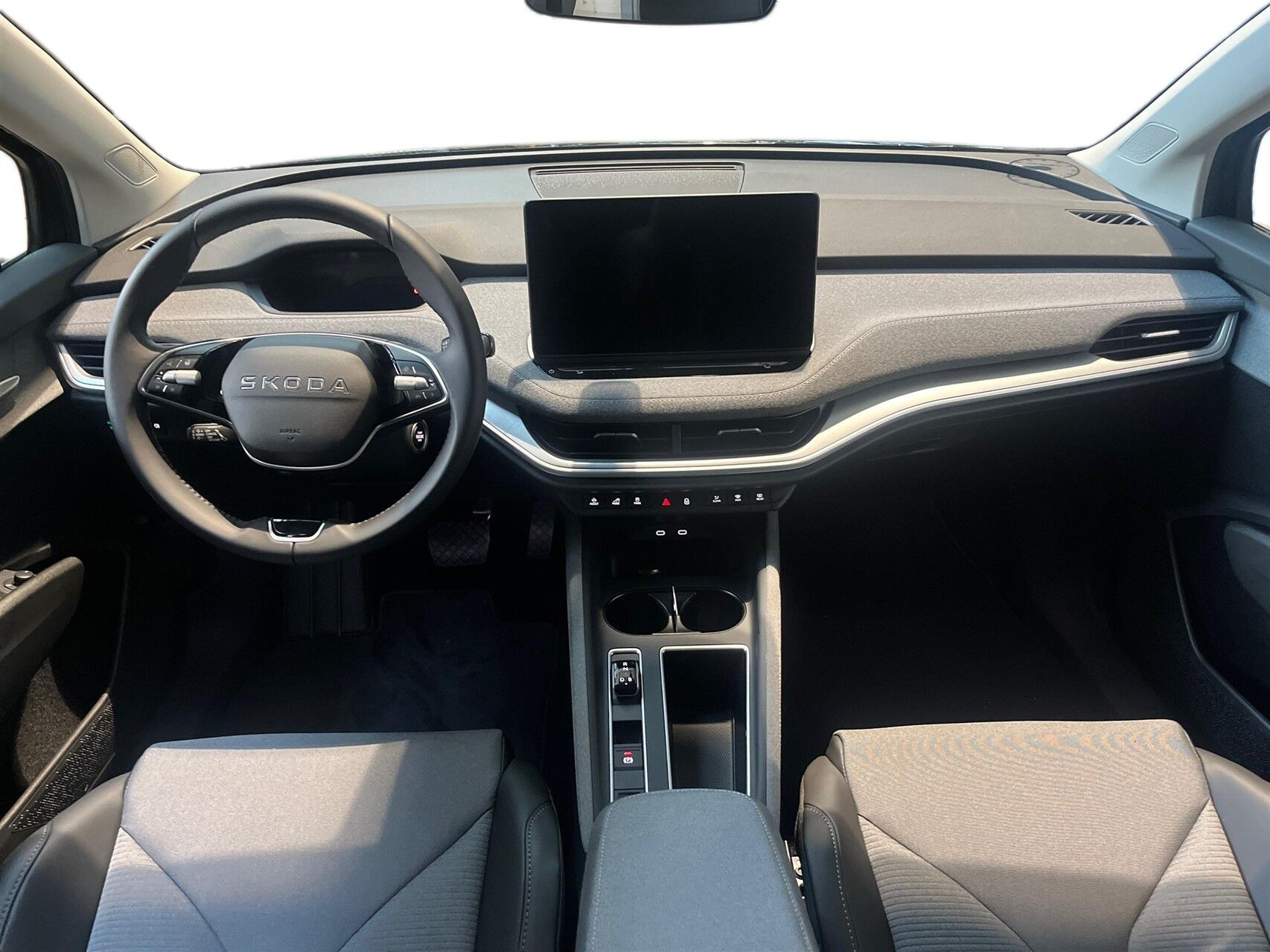 Sort Skoda Enyaq fra 2026