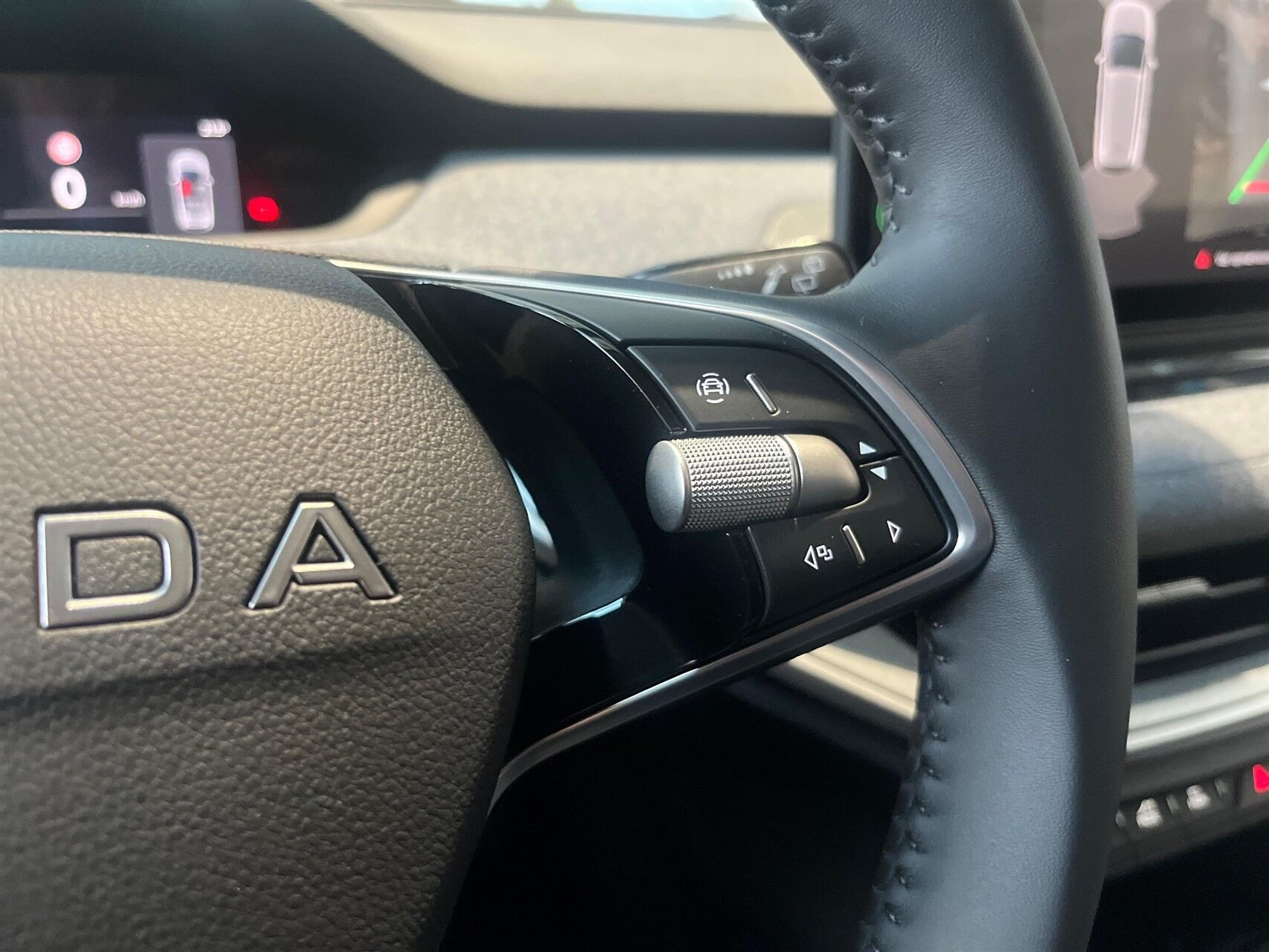 Sort Skoda Enyaq fra 2026
