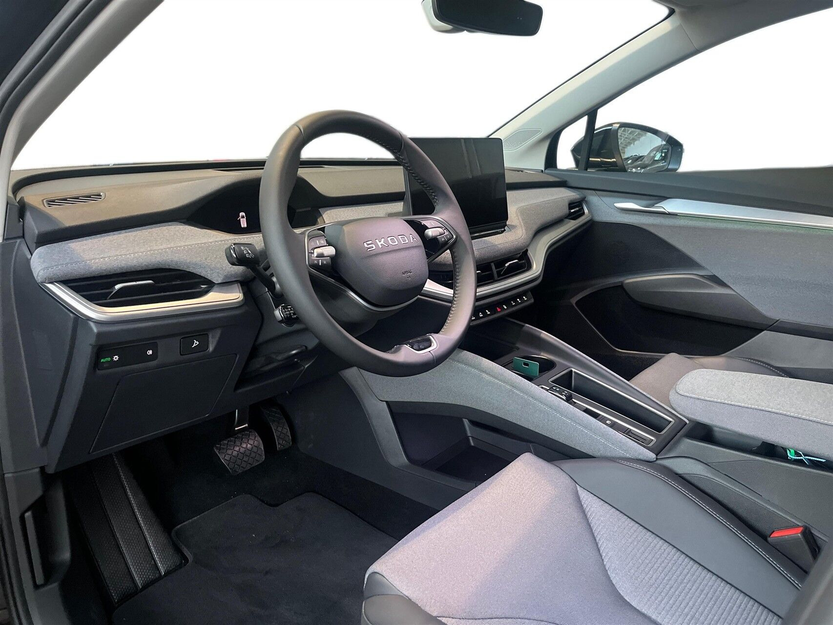 Sort Skoda Enyaq fra 2026