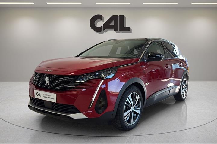 Rød Peugeot 3008 fra 2021