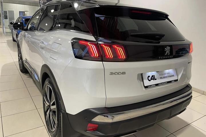 Hvid Peugeot 3008 fra 2022