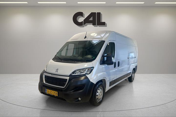 Hvid Peugeot Boxer fra 2024