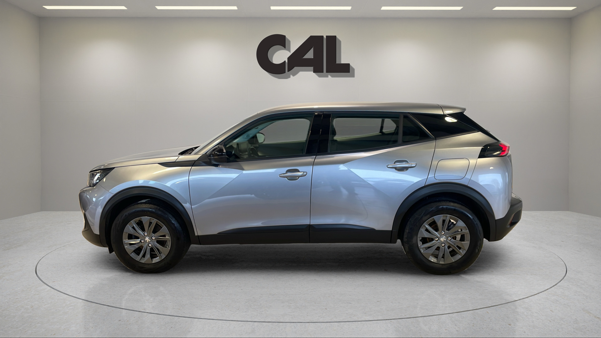 Sølv Peugeot 2008 fra 2022