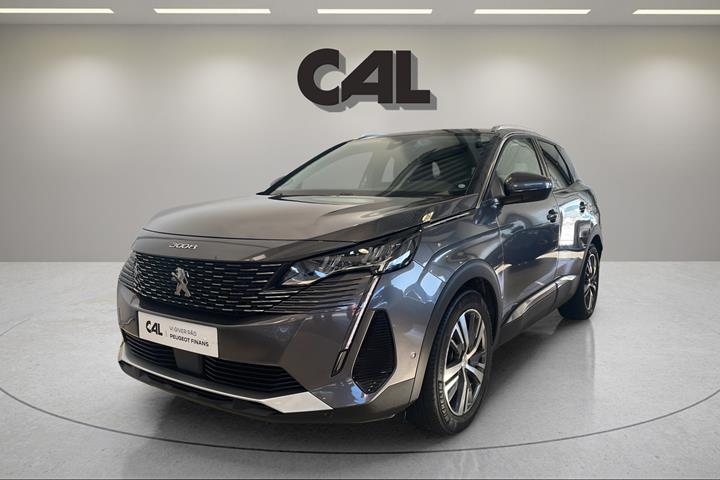 Grå Peugeot 3008 fra 2021