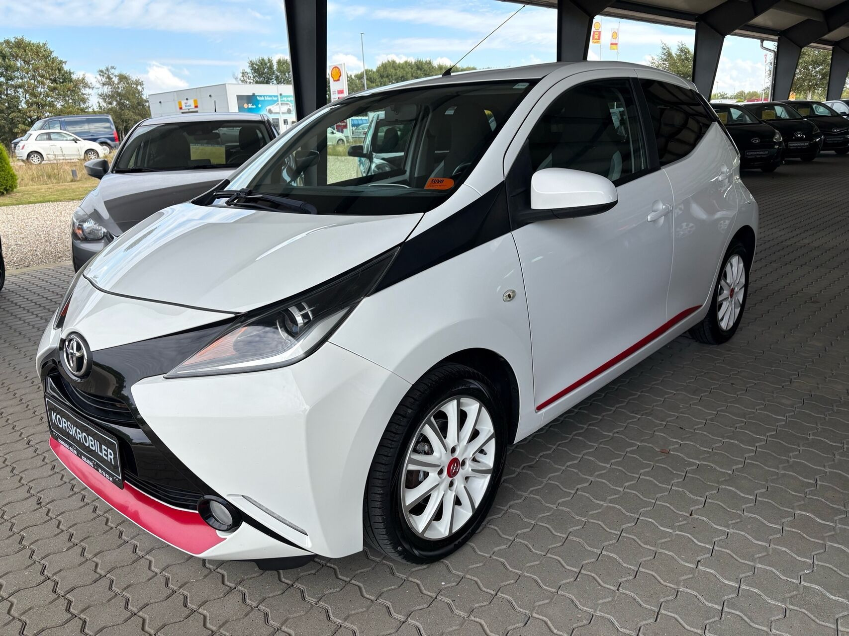 Hvid Toyota Aygo fra 2014