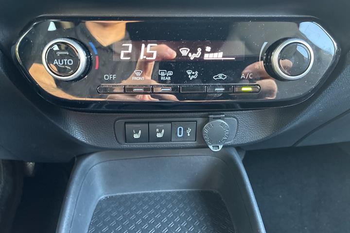 Hvid Toyota Aygo X fra 2024