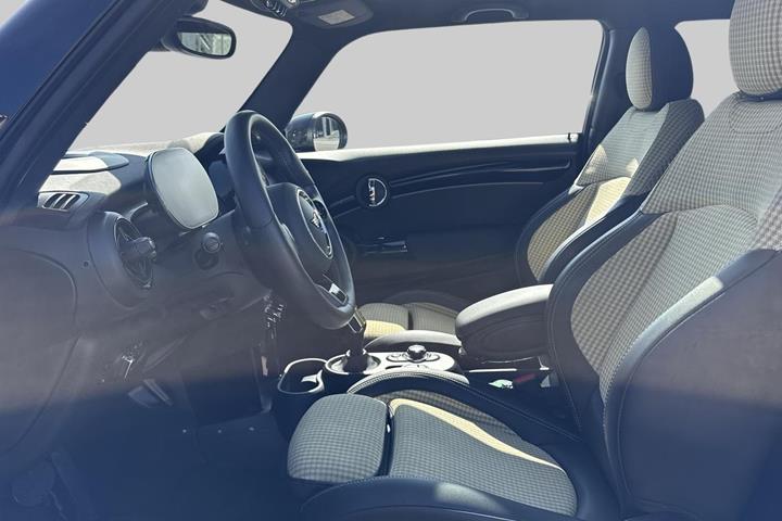 Grøn Mini Cooper SE fra 2023