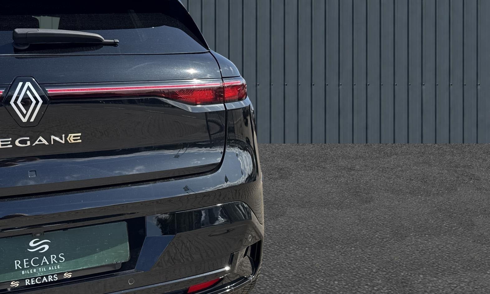 Sort Renault Megane E-Tech fra 2023