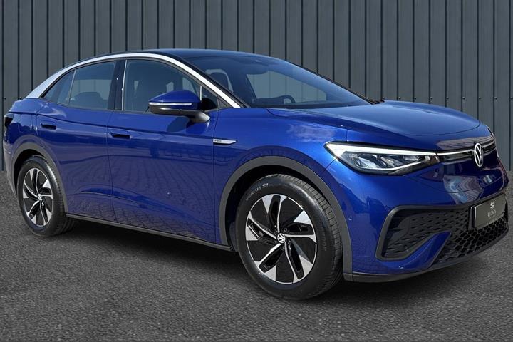 Blå VW ID.5 fra 2023
