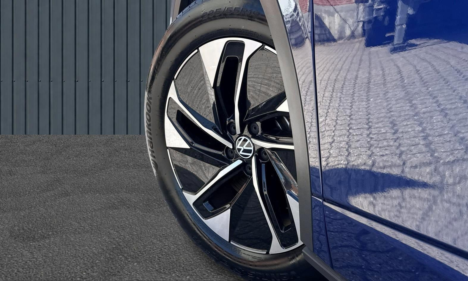 Blå VW ID.5 fra 2023