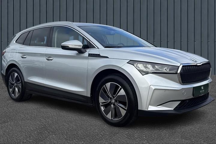 Sølv Skoda Enyaq fra 2023