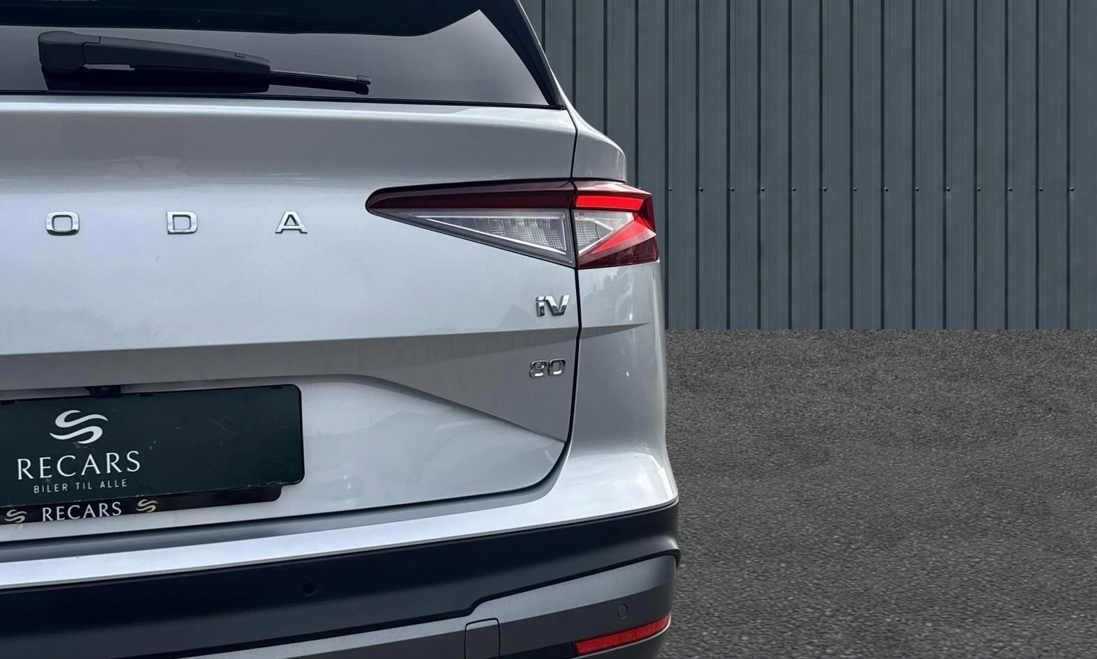 Sølv Skoda Enyaq fra 2023