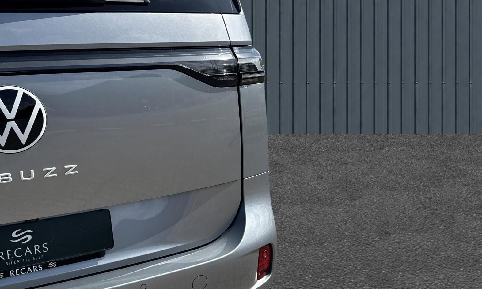 Sølv VW ID.Buzz fra 2025