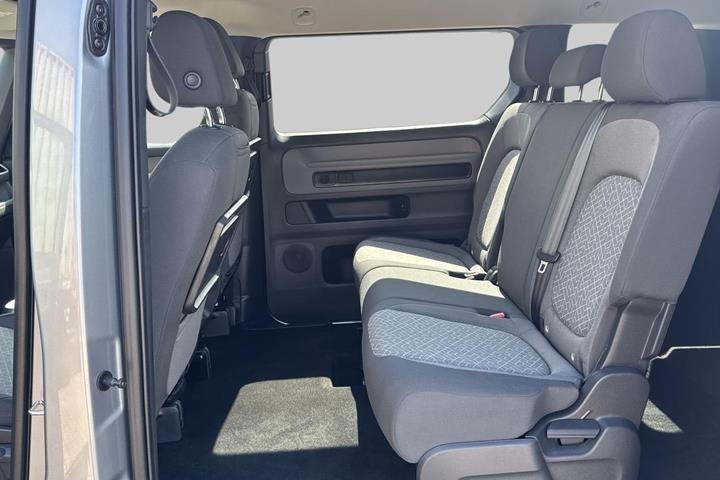 Sølv VW ID.Buzz fra 2025
