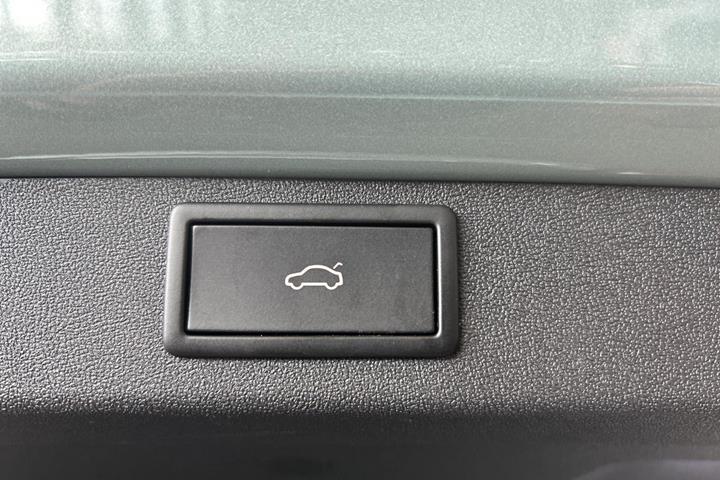 Grøn Skoda Enyaq fra 2023